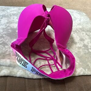 Victoria Secret hot pink push up bra new with tags !!